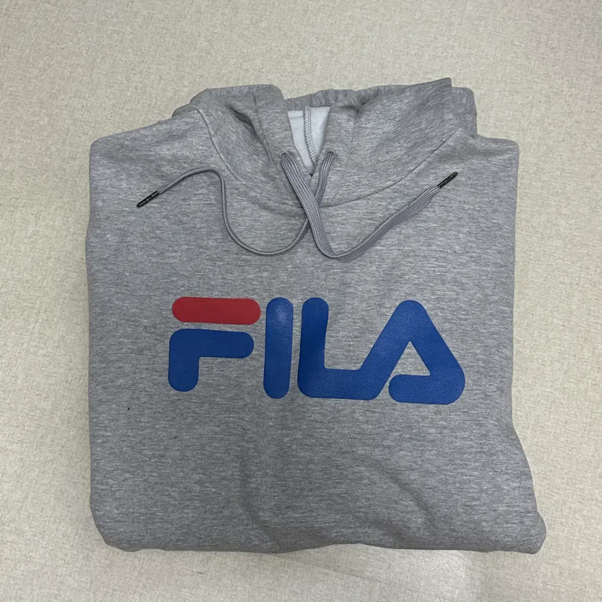 FILA 후드티